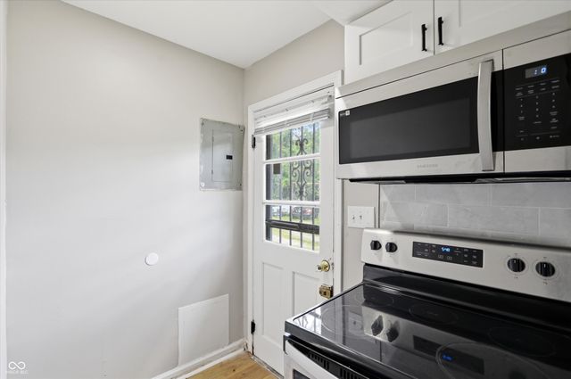 1154 W 37th Street, Indianapolis, IN 46208