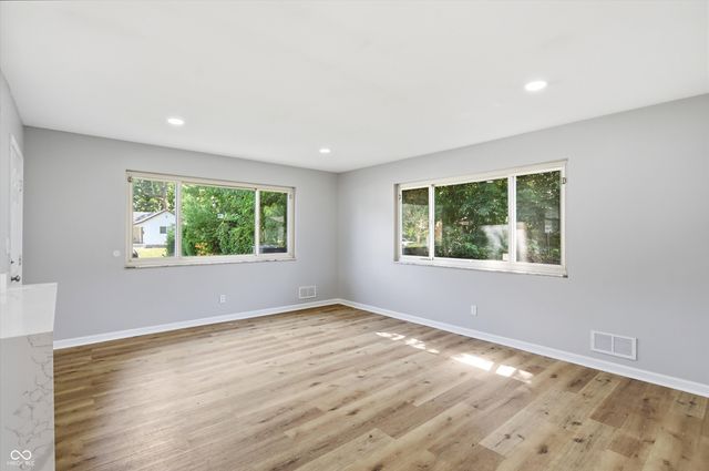 1154 W 37th Street, Indianapolis, IN 46208
