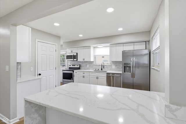 1154 W 37th Street, Indianapolis, IN 46208