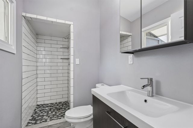 4905 SW 18th Street, Des Moines, IA 50315