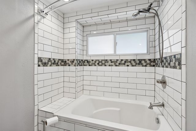 4905 SW 18th Street, Des Moines, IA 50315