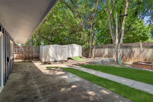 4905 SW 18th Street, Des Moines, IA 50315