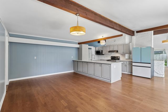 4905 SW 18th Street, Des Moines, IA 50315