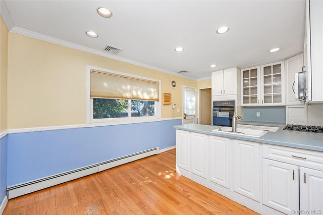 52 Voorhis Drive, Old Bethpage, NY 11804