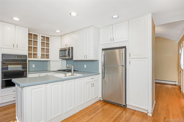 52 Voorhis Drive, Old Bethpage, NY 11804