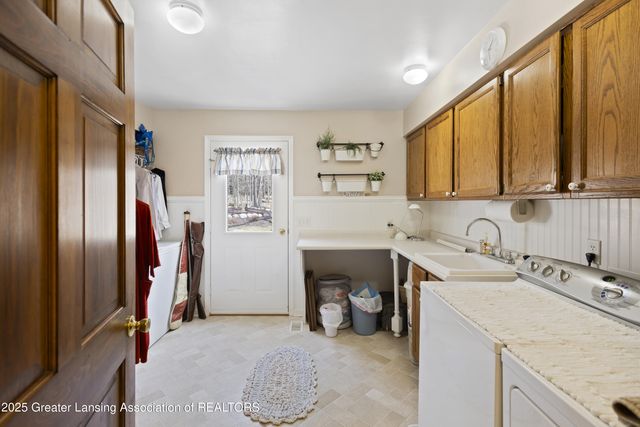 11781 W Herbison Road, Eagle, MI 48822