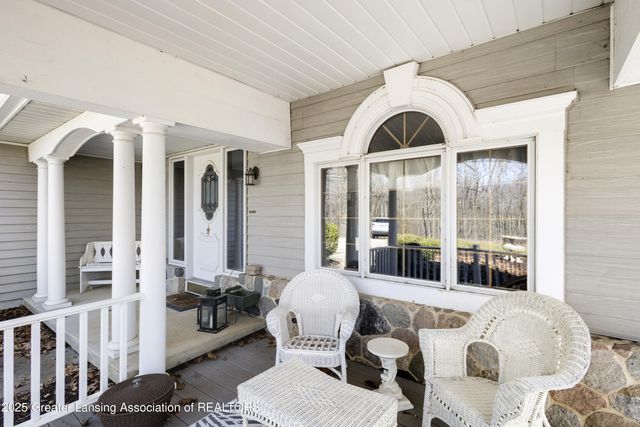 11781 W Herbison Road, Eagle, MI 48822