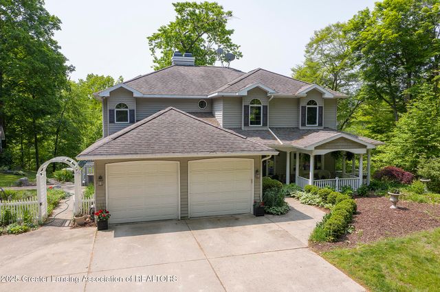 11781 W Herbison Road, Eagle, MI 48822