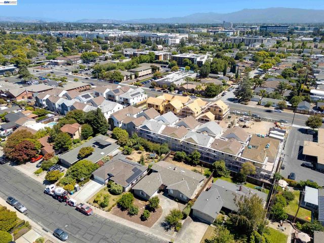1913 Cook Court, Santa Clara, CA 95050