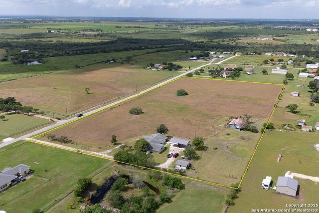200 Brisco, Marion, TX 78124