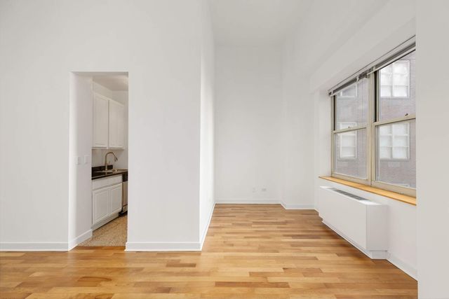 120 E 87th St Apt R14J, New York City, NY 10128