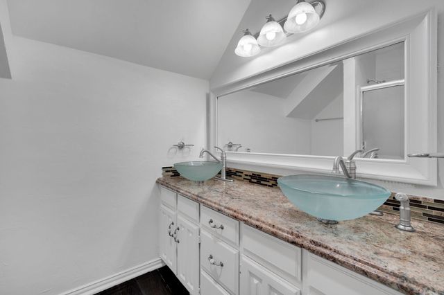 1647 E Pleasant Drive, Midlothian, TX 76065