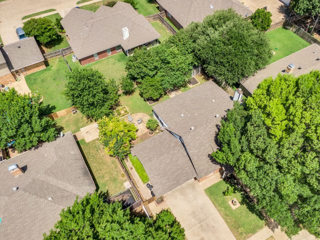 1647 E Pleasant Drive, Midlothian, TX 76065
