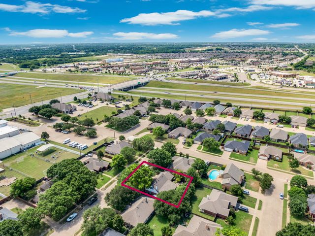 1647 E Pleasant Drive, Midlothian, TX 76065