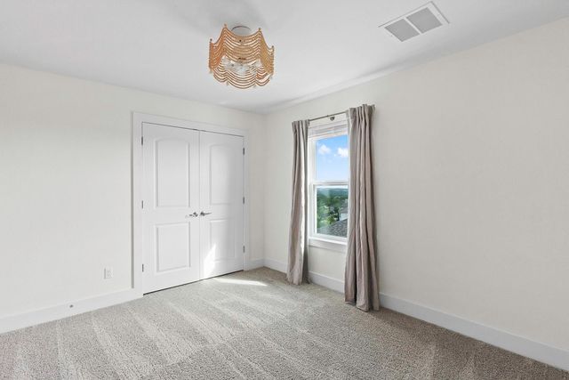 829 Dayridge DR, Dripping Springs, TX 78620