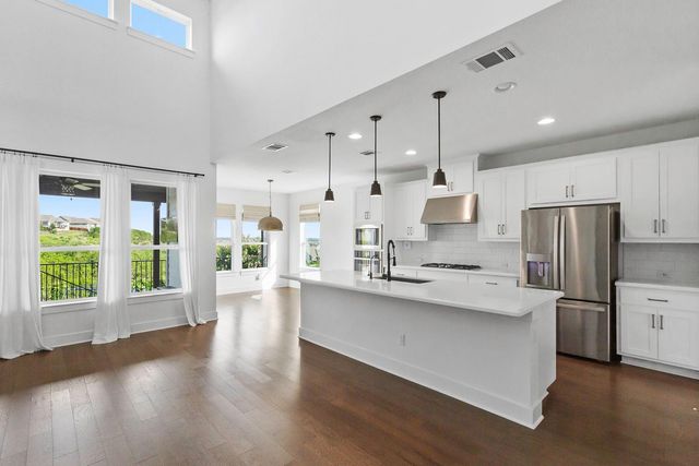 829 Dayridge DR, Dripping Springs, TX 78620