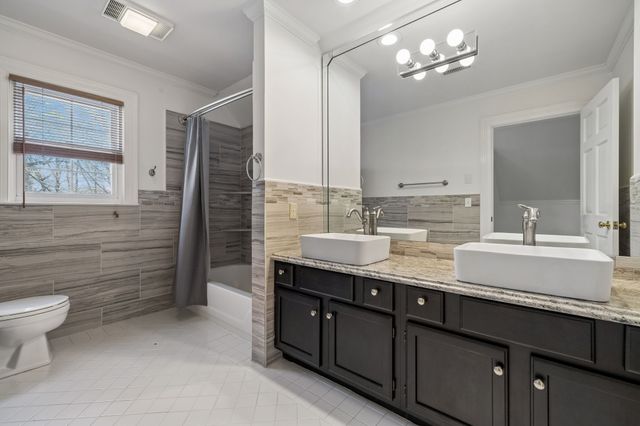 2455 Long Hollow Pike, Hendersonville, TN 37075