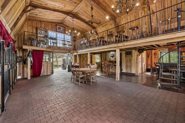 2455 Long Hollow Pike, Hendersonville, TN 37075