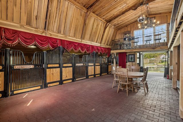 2455 Long Hollow Pike, Hendersonville, TN 37075
