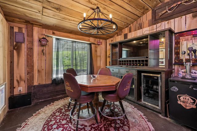 2455 Long Hollow Pike, Hendersonville, TN 37075