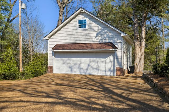 2455 Long Hollow Pike, Hendersonville, TN 37075