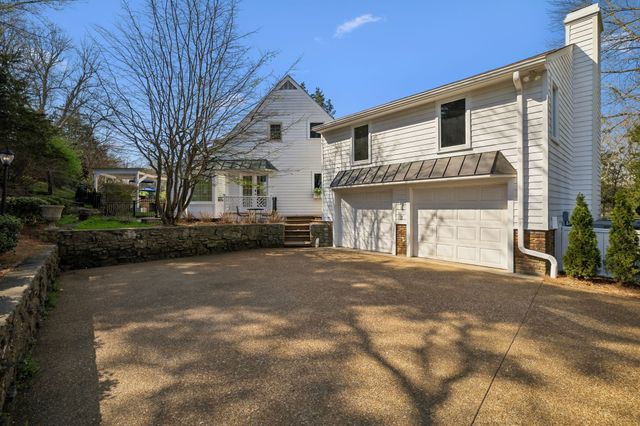 2455 Long Hollow Pike, Hendersonville, TN 37075