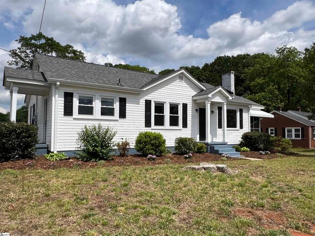 1600 W Parker Road, Greenville, SC 29617