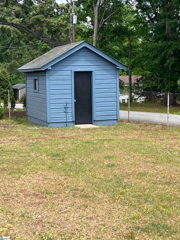 1600 W Parker Road, Greenville, SC 29617