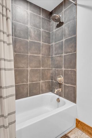 317 Little Creek Rd, Pleasant Shade, TN 37145