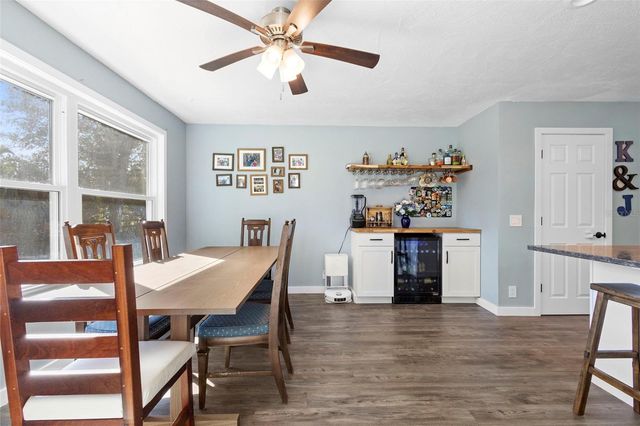 385 E COUNTRY CIRCLE DRIVE, Port Orange, FL 32128