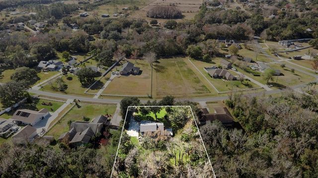 385 E COUNTRY CIRCLE DRIVE, Port Orange, FL 32128