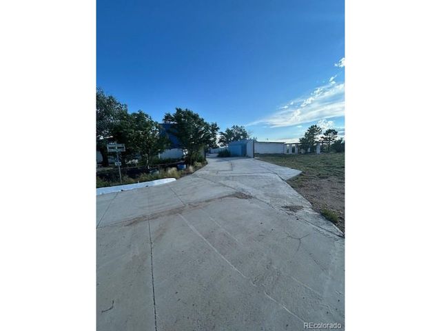 11858 7th St, Blanca, CO 81123
