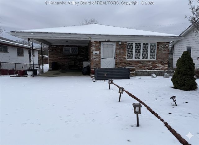 2005 Grant Avenue, St Albans, WV 25177