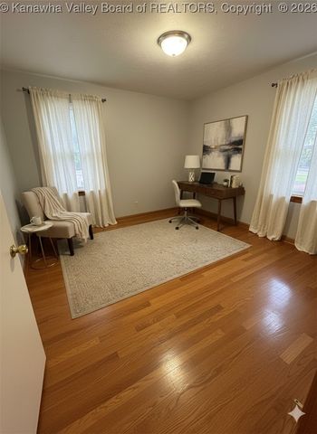 2005 Grant Avenue, St Albans, WV 25177