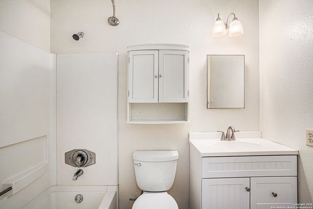 4919 Hill Mist, San Antonio, TX 78240