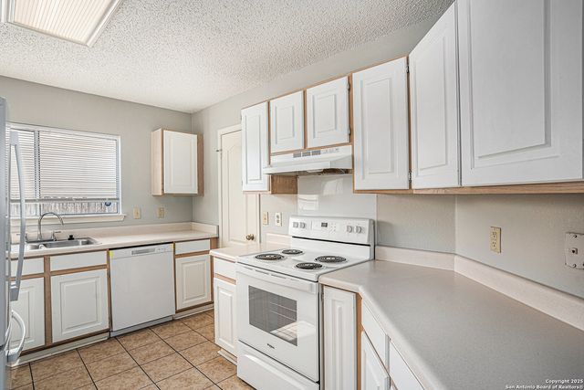 4919 Hill Mist, San Antonio, TX 78240