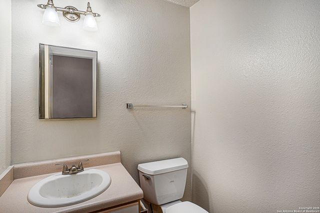 4919 Hill Mist, San Antonio, TX 78240