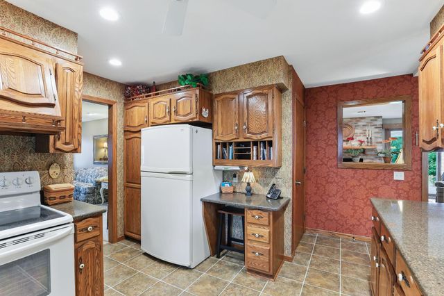 2657 Valley View Lane, New Brighton, MN 55112