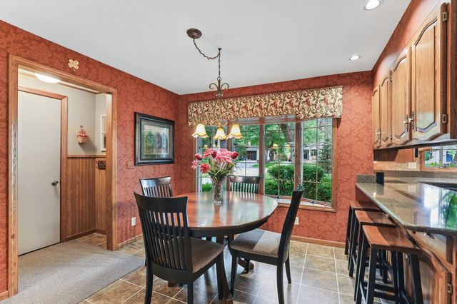 2657 Valley View Lane, New Brighton, MN 55112