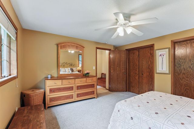 2657 Valley View Lane, New Brighton, MN 55112