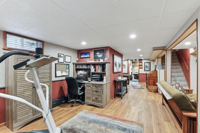 2657 Valley View Lane, New Brighton, MN 55112