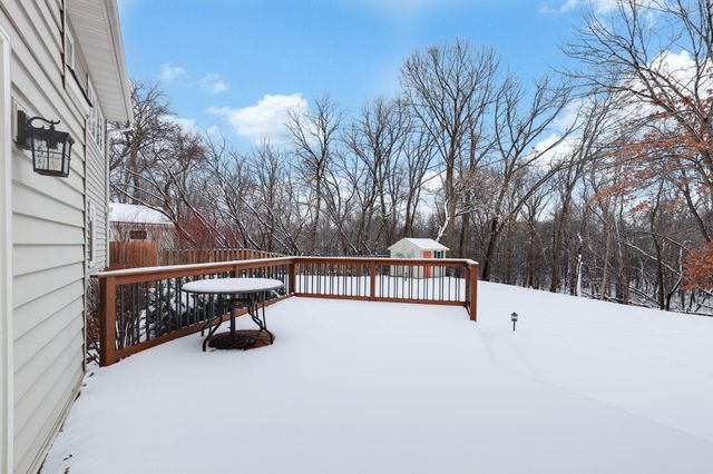 2657 Valley View Lane, New Brighton, MN 55112