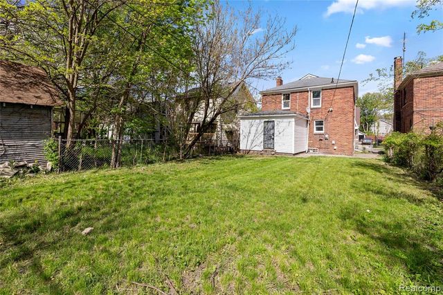 15753 Wisconsin Street, Detroit, MI 48238
