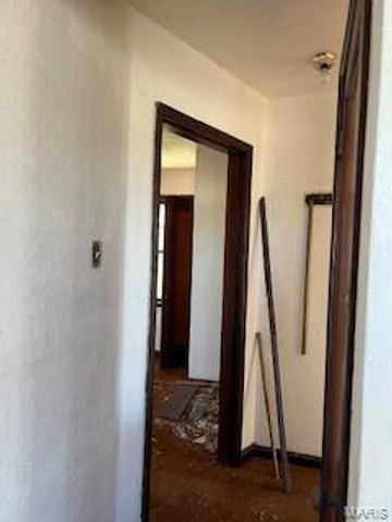 5300 Bermuda Drive, Normandy, MO 63121