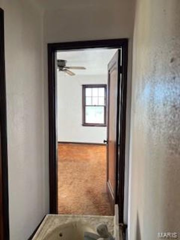 5300 Bermuda Drive, Normandy, MO 63121