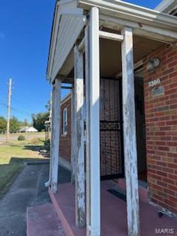 5300 Bermuda Drive, Normandy, MO 63121