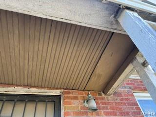 5300 Bermuda Drive, Normandy, MO 63121