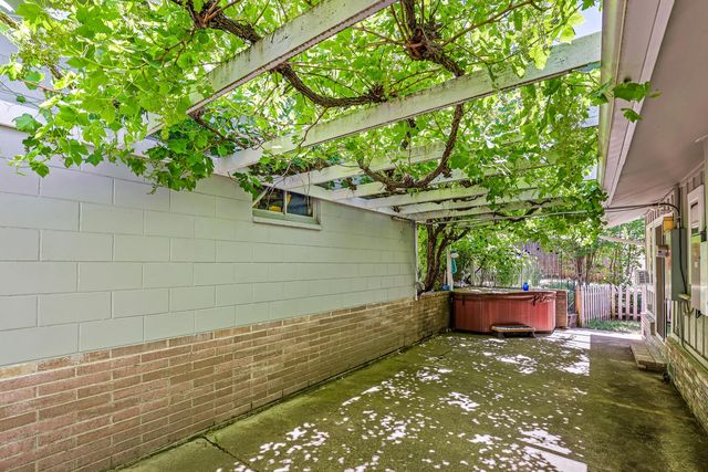 457 Russell Rd, San Andreas, CA 95249