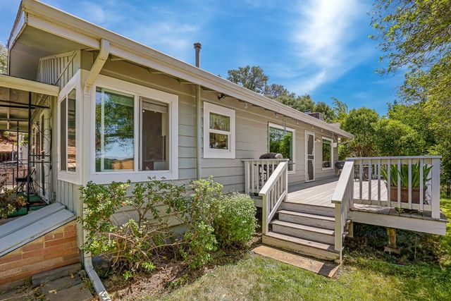 457 Russell Rd, San Andreas, CA 95249