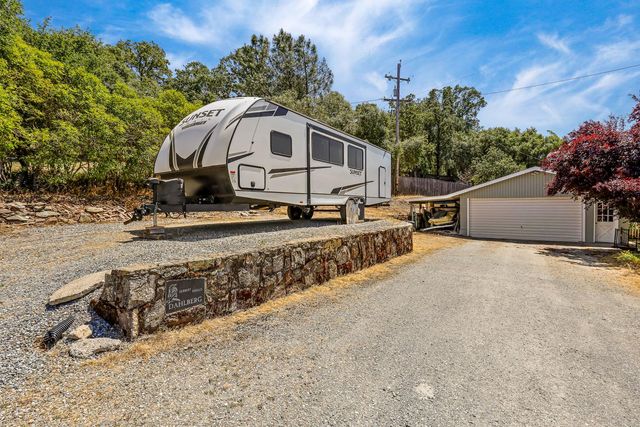 457 Russell Rd, San Andreas, CA 95249